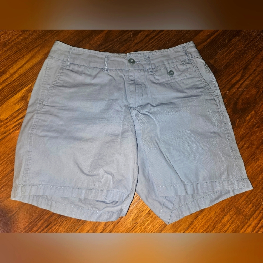 Dockers Light Blue Flat Front Shorts Casual Comfort Size 4 Cotton